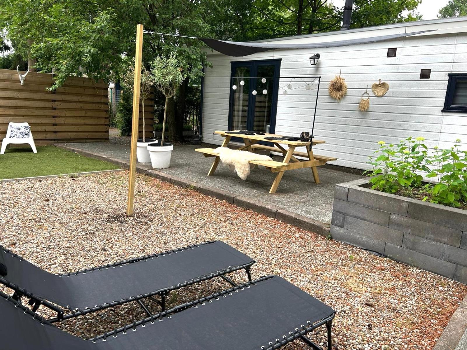 Boutique Chalet Veluwe Putten Exterior photo
